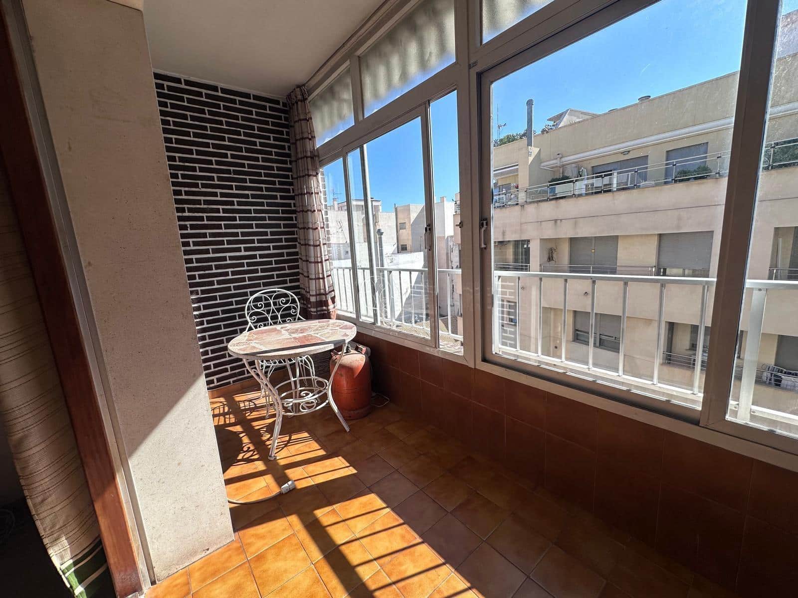 4 Zimmer Apartment zu verkaufen in Torrevieja - 181.000 € (Ref: 10051318)