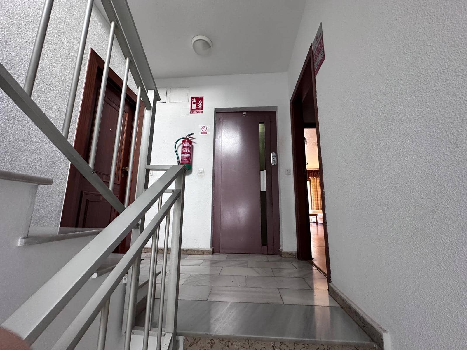4 Zimmer Apartment zu verkaufen in Torrevieja - 181.000 € (Ref: 10051318)
