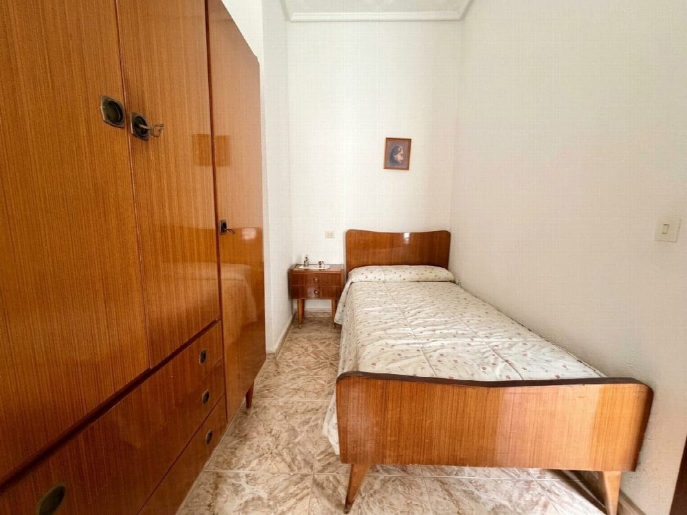 6 slaapkamer Appartement te koop in Torrevieja - € 600.000 (Ref: 10055679)
