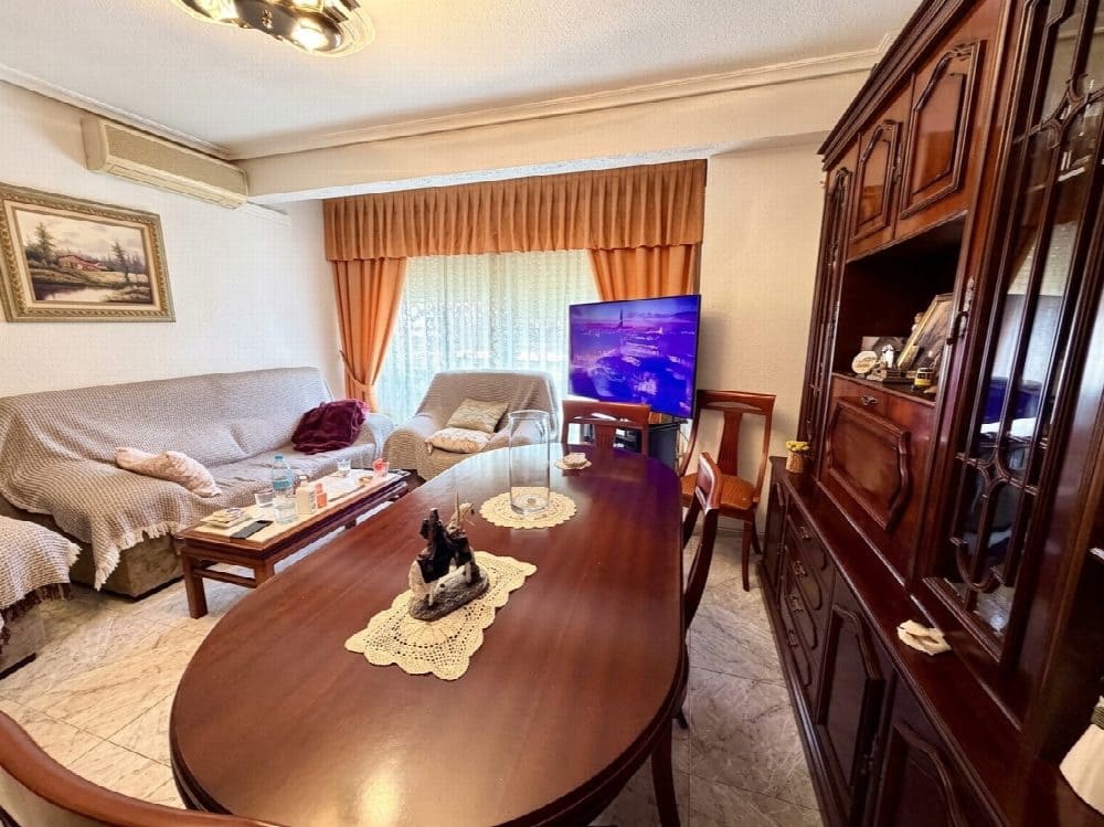 6 slaapkamer Appartement te koop in Torrevieja - € 600.000 (Ref: 10055679)