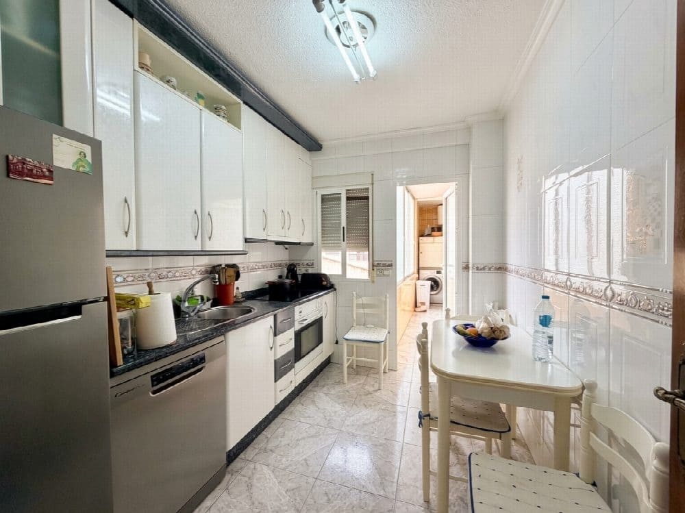 6 slaapkamer Appartement te koop in Torrevieja - € 600.000 (Ref: 10055679)