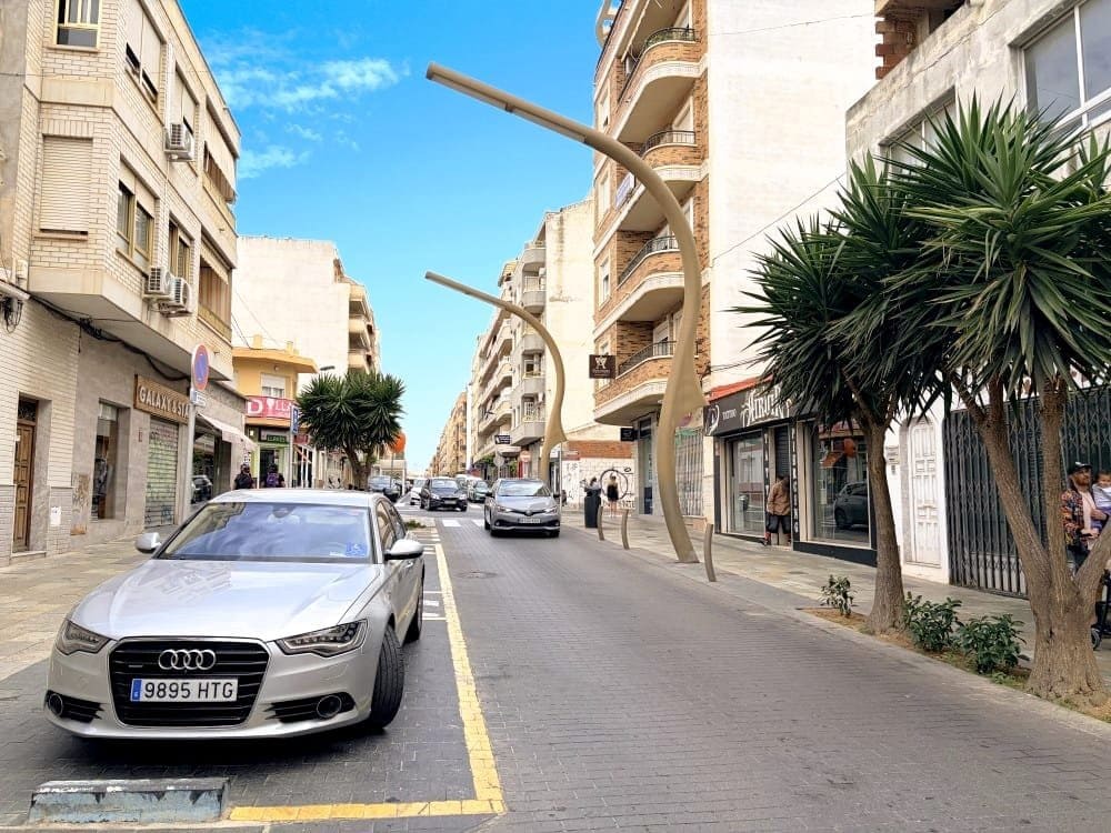 6 slaapkamer Appartement te koop in Torrevieja - € 600.000 (Ref: 10055679)