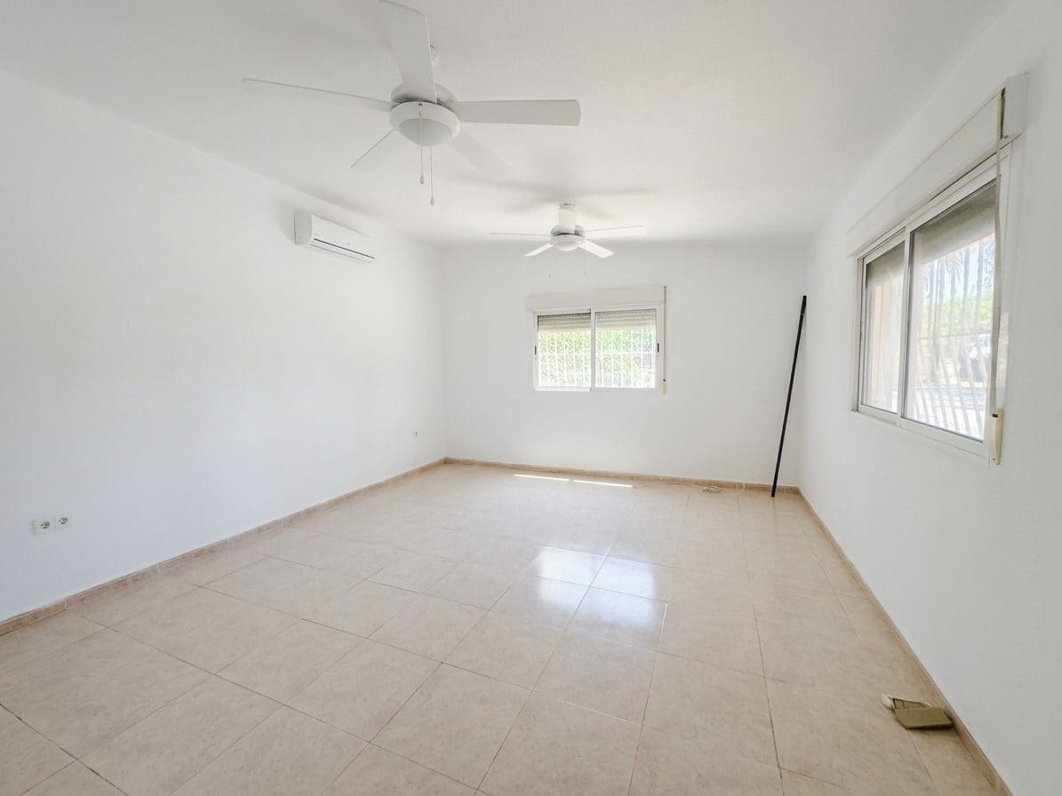 5 camera da letto Finca/Casa di Campagna in vendita in Dolores con piscina - 375.000 € (Rif: 10063566)