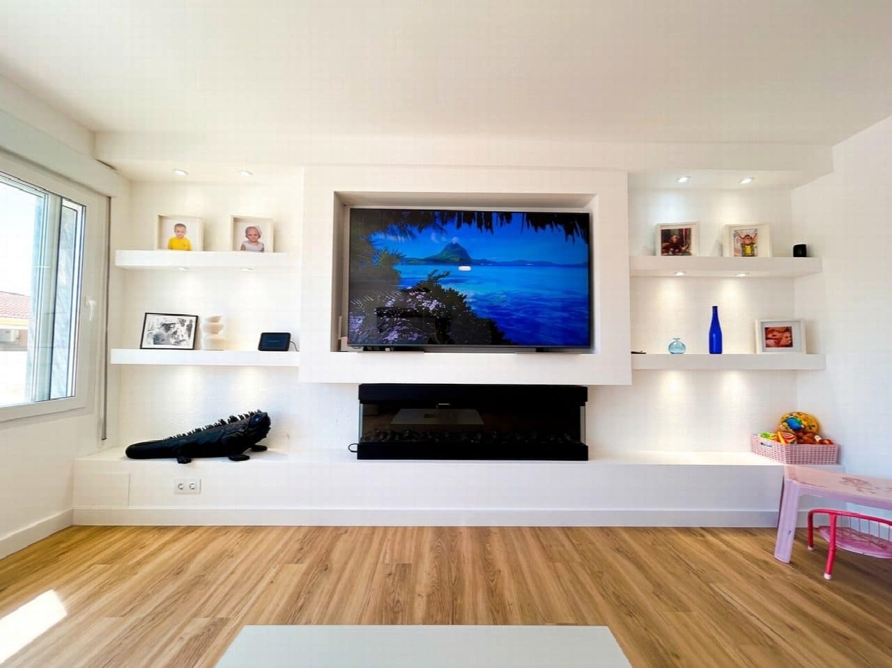 5 bedroom Villa for sale in Mar de Cristal with pool garage - € 575,000 (Ref: 10063568)