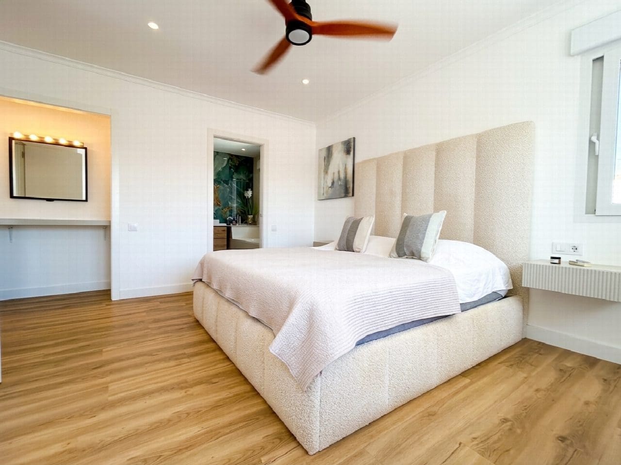 5 bedroom Villa for sale in Mar de Cristal with pool garage - € 575,000 (Ref: 10063568)