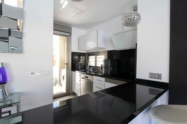 5 slaapkamer Villa te koop in Villamartin, Orihuela met zwembad garage - € 459.950 (Ref: 10063570)