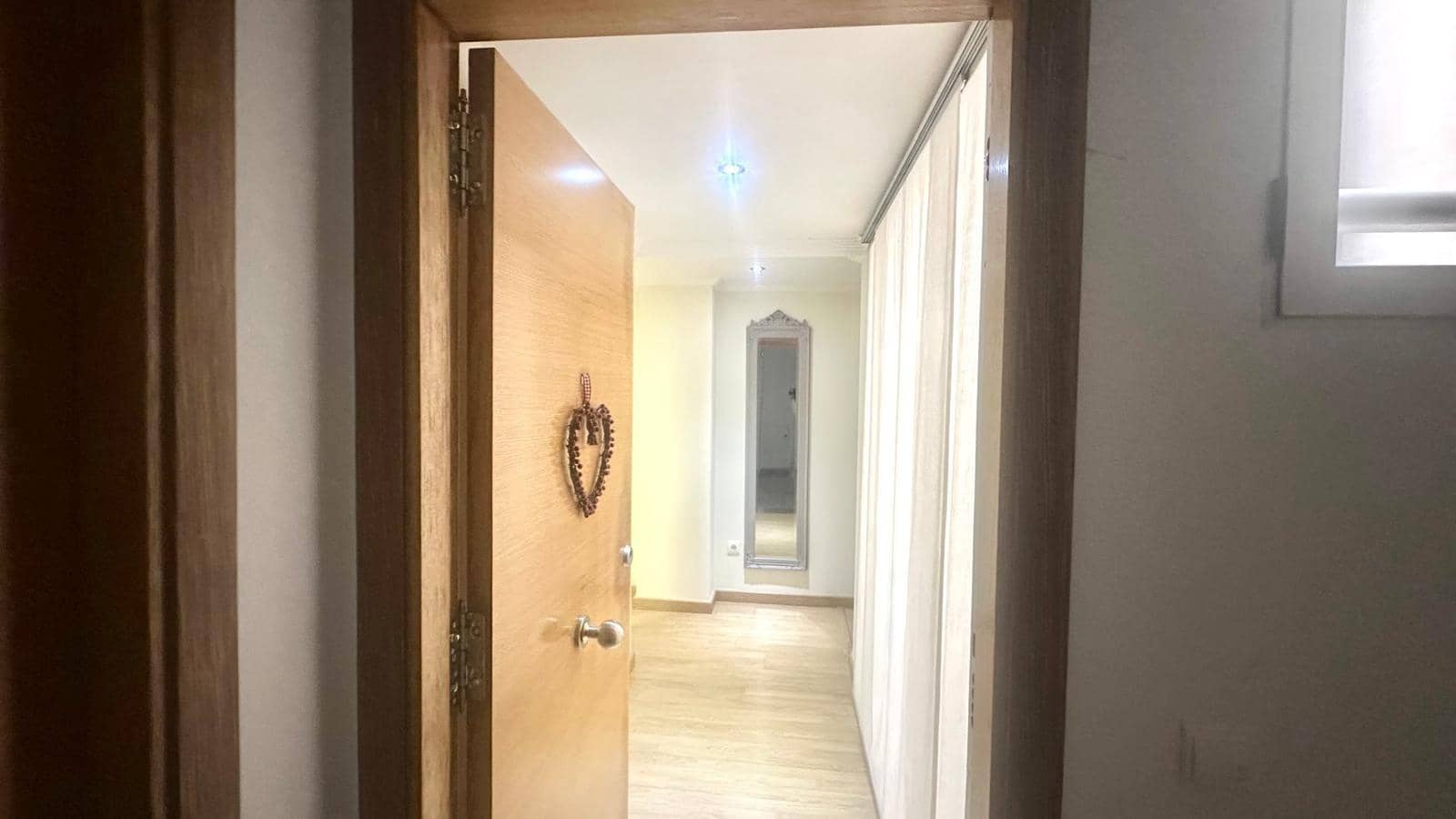 Apartamento de 2 habitaciones en Torrevieja en venta - 177.900 € (Ref: 10063593)