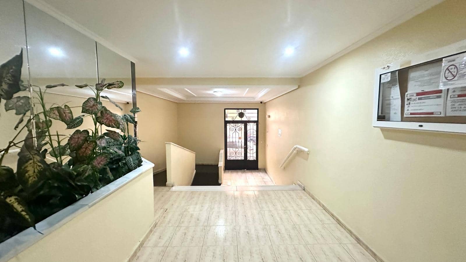 2 slaapkamer Appartement te koop in Torrevieja - € 165.704 (Ref: 10063595)