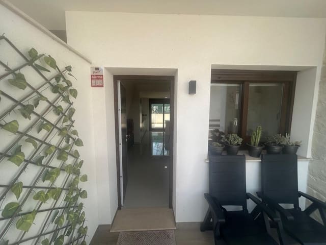 2 Zimmer Apartment zu verkaufen in Los Balcones - 274.900 € (Ref: 10063622)