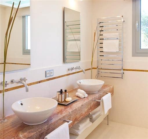 4 sypialnia Dom na sprzedaż w Marbella z basenem garażem - 1 856 950 € (Ref: 10071033)