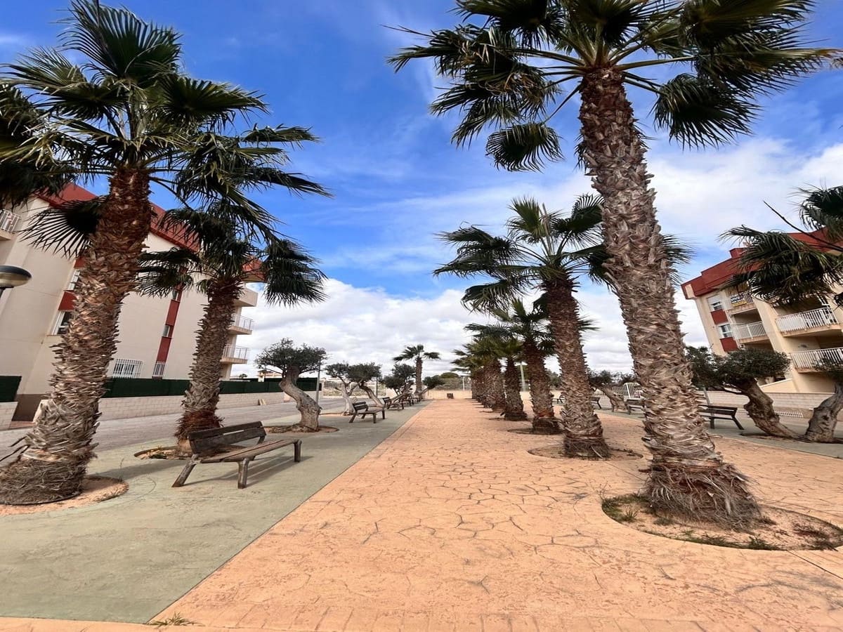 2 makuuhuone Huoneisto myytävänä paikassa Orihuela Costa mukana uima-altaan - 200 500 € (Ref: 10071035)