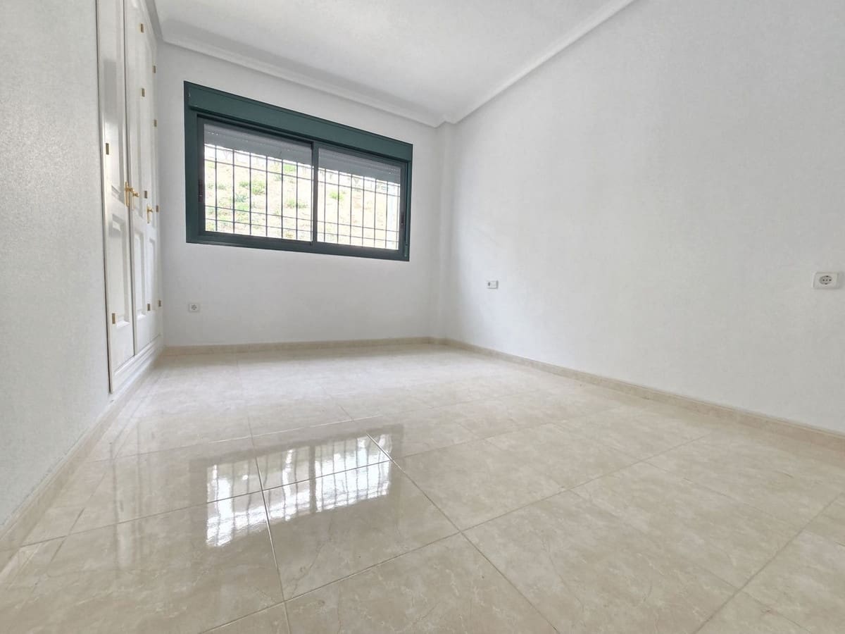2 Zimmer Apartment zu verkaufen in Campoamor mit Pool - 298.000 € (Ref: 10071043)