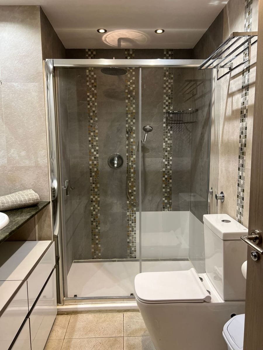 2 quarto Apartamento para venda em Estepona com piscina garagem - 485 000 € (Ref: 10071073)