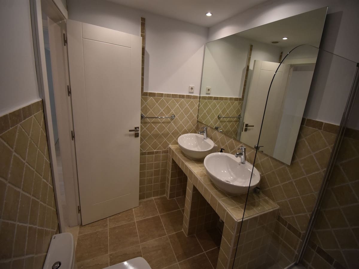 2 sypialnia Apartament na sprzedaż w Estepona z basenem garażem - 365 000 € (Ref: 10071078)