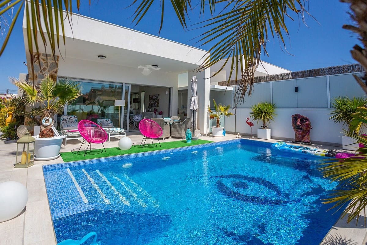 3 sovrum Villa till salu i El Chaparral med pool garage - 594 000 € (Ref: 10071100)