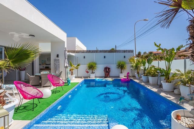 3 sovrum Villa till salu i El Chaparral, Torrevieja med pool garage - 594 000 € (Ref: 10071100)