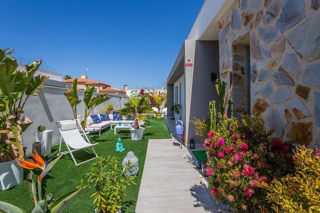 3 sovrum Villa till salu i El Chaparral, Torrevieja med pool garage - 594 000 € (Ref: 10071100)