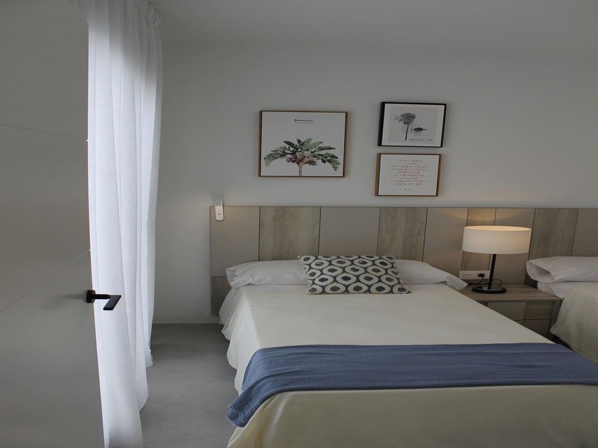 3 chambre Villa/Maison à vendre à Roldan avec piscine - 392 500 € (Ref: 10071101)