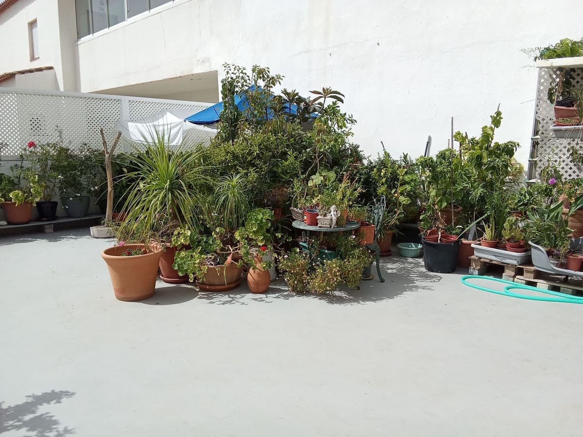 2 sovrum Lägenhet till salu i Estepona med pool garage - 445 000 € (Ref: 10071158)