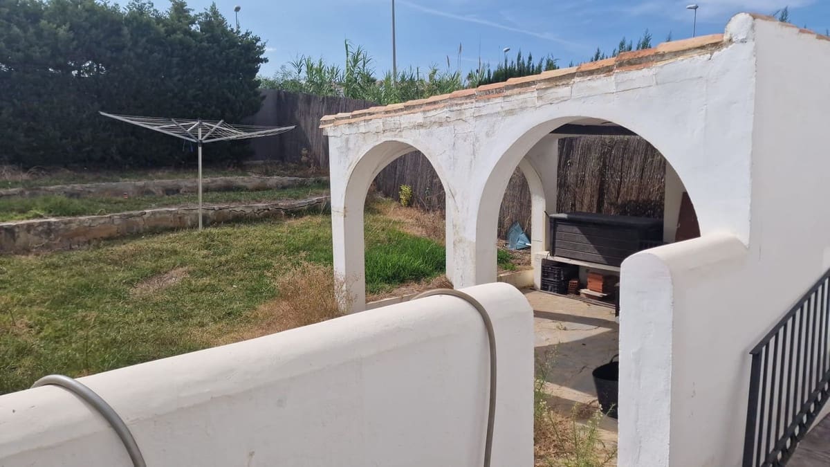 3 soverom Hus til salgs i La Duquesa / Puerto de la Duquesa med garasje - € 515 000 (Ref: 10071163)