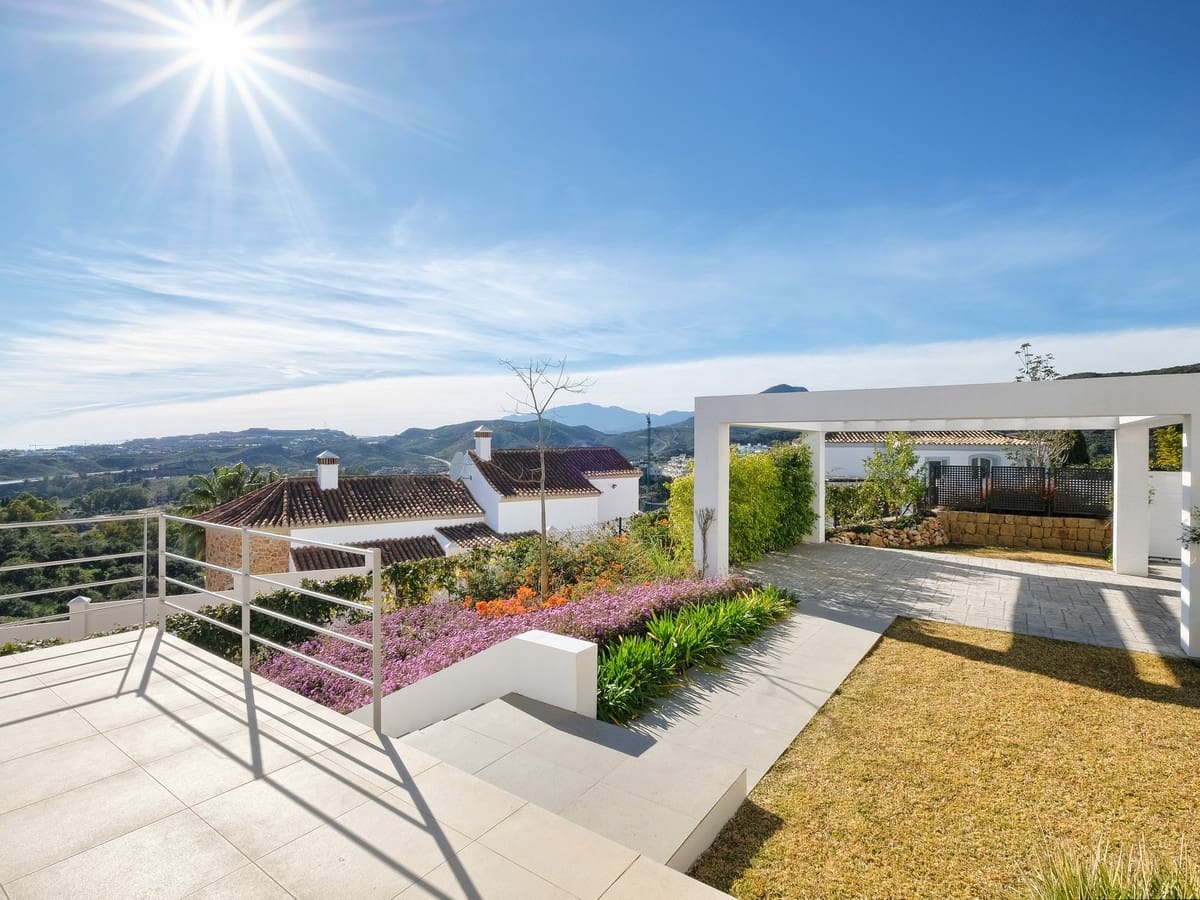 Chalet de 4 habitaciones en Benahavís en venta con piscina garaje - 2.300.000 € (Ref: 10071181)