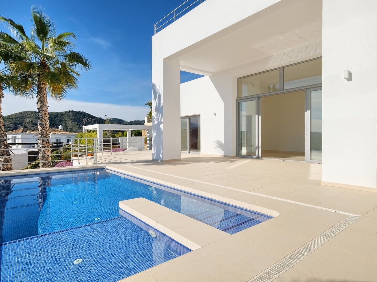 Chalet de 4 habitaciones en Benahavís en venta con piscina garaje - 2.300.000 € (Ref: 10071181)