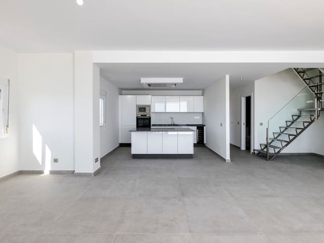 3 sovrum Lägenhet till salu i Guadalobón, Estepona med pool - 719 000 € (Ref: 10071184)