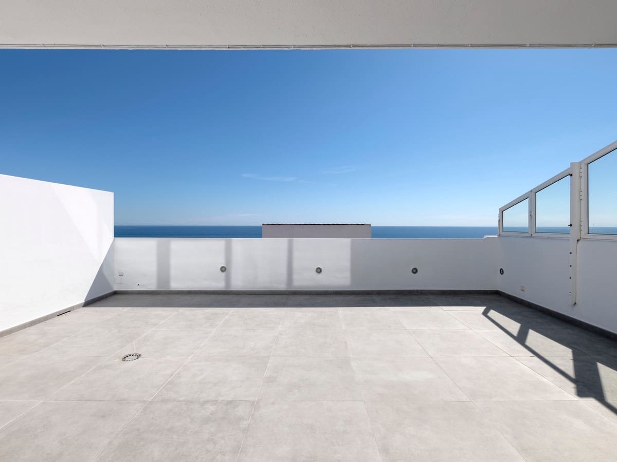 3 sovrum Lägenhet till salu i Estepona med pool - 719 000 € (Ref: 10071184)