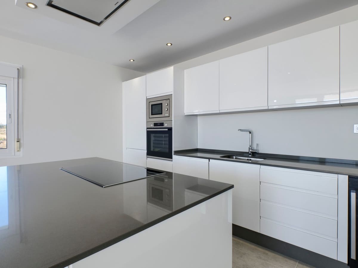 3 sovrum Lägenhet till salu i Estepona med pool - 719 000 € (Ref: 10071184)