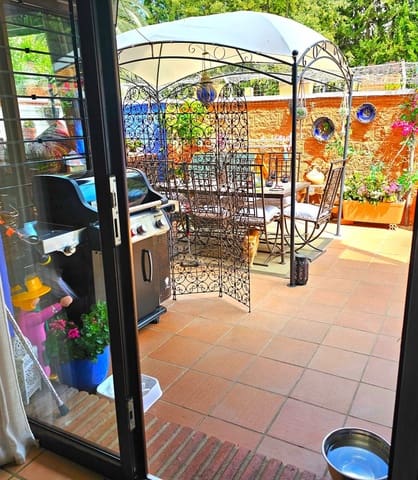 2 sovrum Lägenhet till salu i Guadalobón, Estepona med pool - 482 000 € (Ref: 10071198)