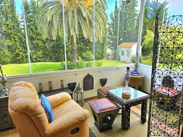 2 sovrum Lägenhet till salu i Guadalobón, Estepona med pool - 482 000 € (Ref: 10071198)