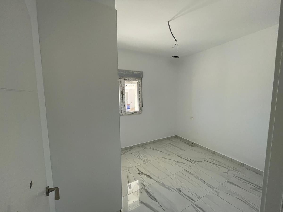 6 chambre Villa/Maison à vendre à Pinoso avec piscine garage - 545 000 € (Ref: 10071203)
