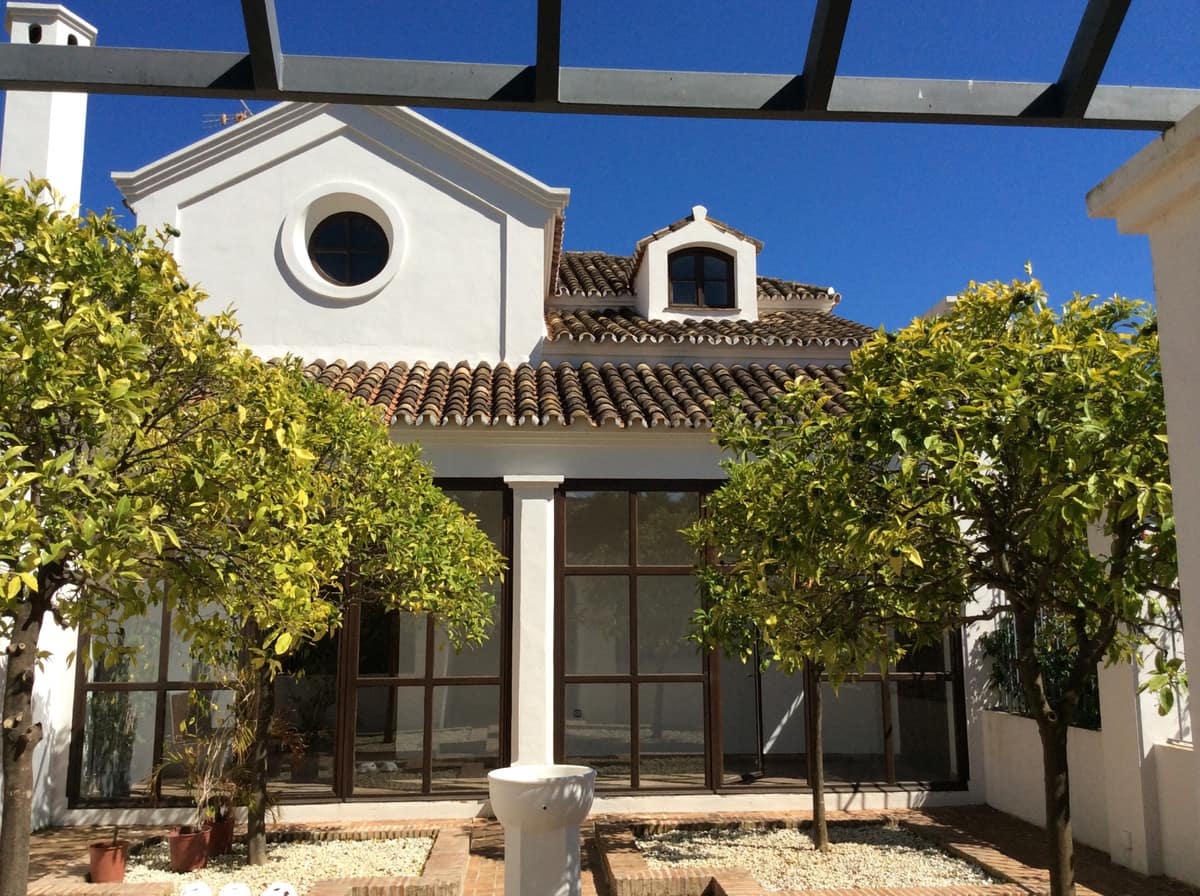 Chalet de 6 habitaciones en Marbella en venta con piscina garaje - 5.500.000 € (Ref: 10071247)