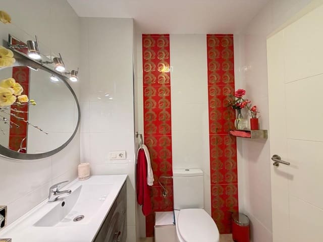 2 Zimmer Apartment zu verkaufen in Las Piscinas Naturales, Torrevieja - 179.900 € (Ref: 10071293)