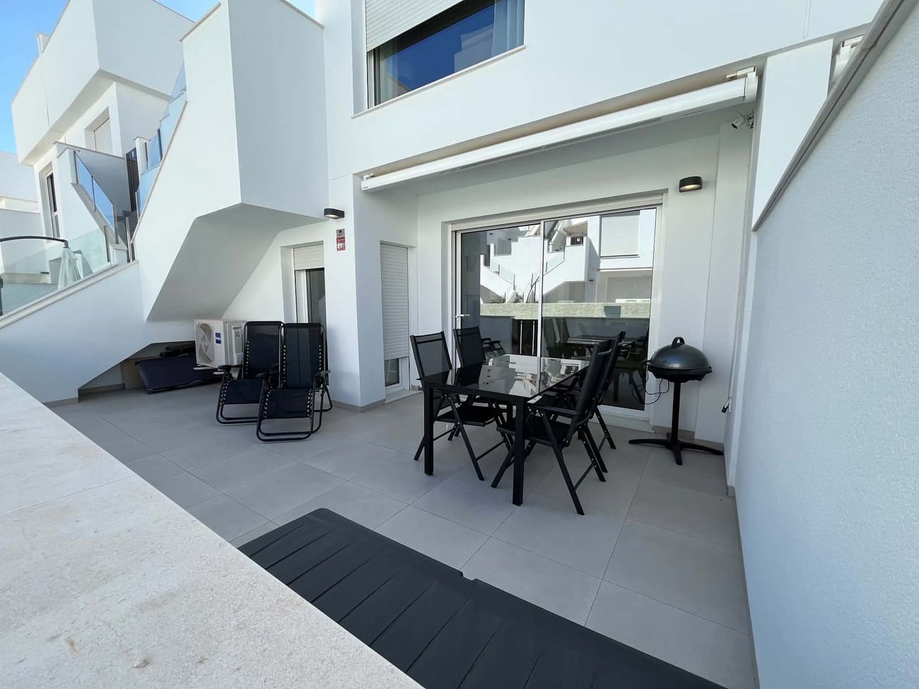 2 sypialnia Bungalow na sprzedaż w Pilar de la Horadada z basenem garażem - 290 000 € (Ref: 10071294)