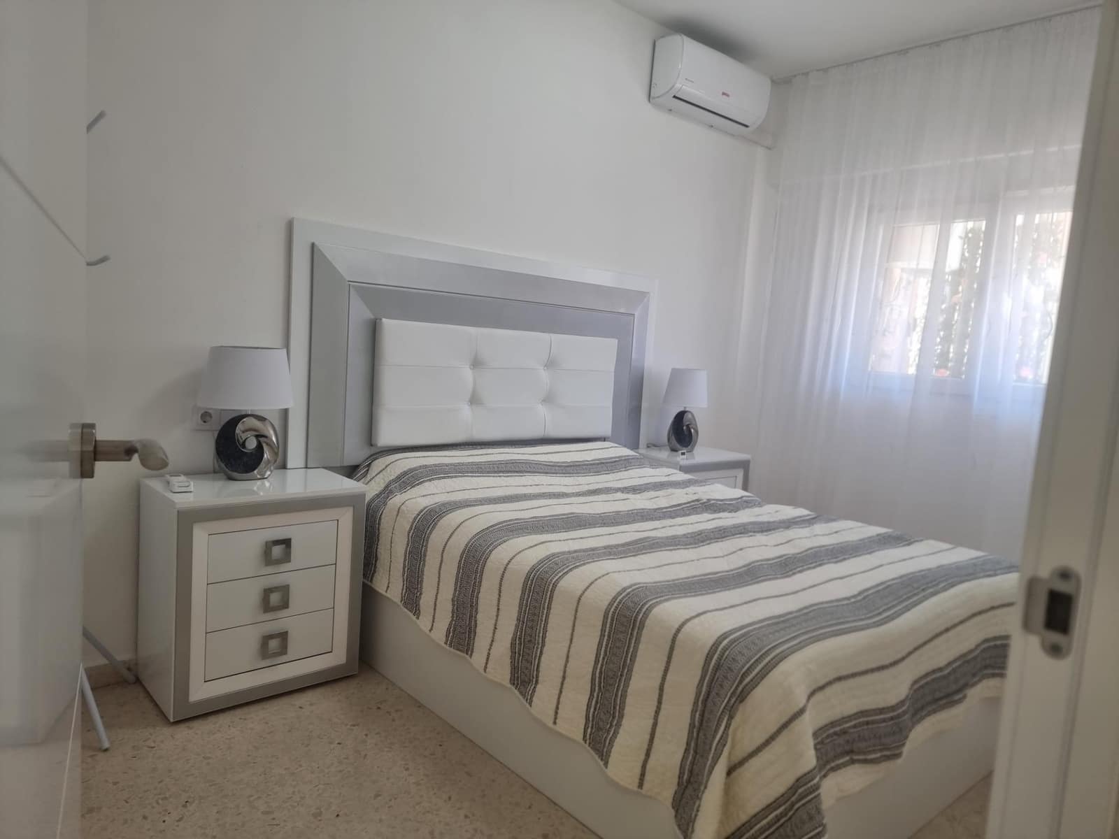 2 bedroom Apartment for sale in Torrevieja - € 163,000 (Ref: 10071298)
