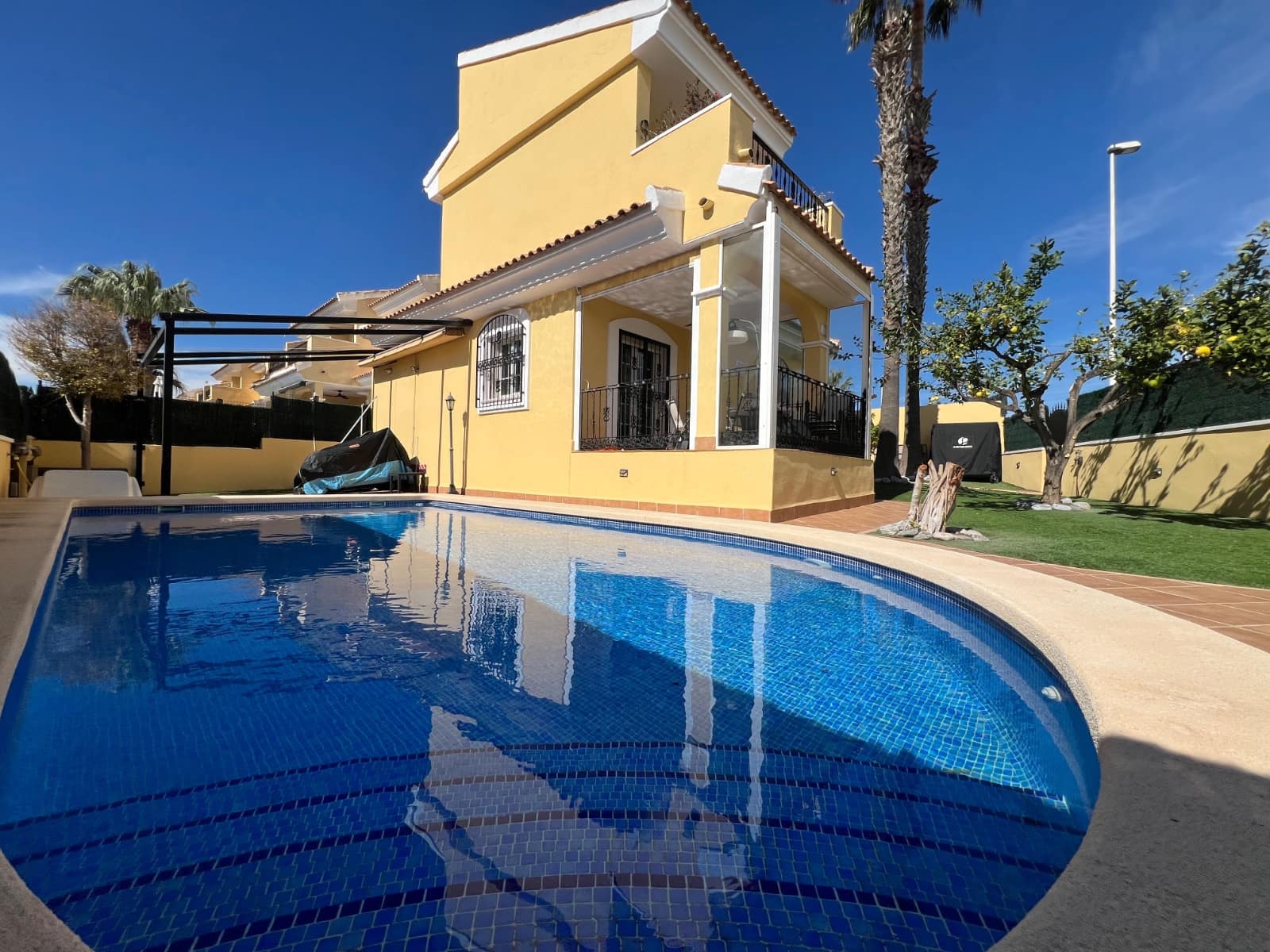 3 Zimmer Villa zu verkaufen in Orihuela Costa - 424.000 € (Ref: 10071308)