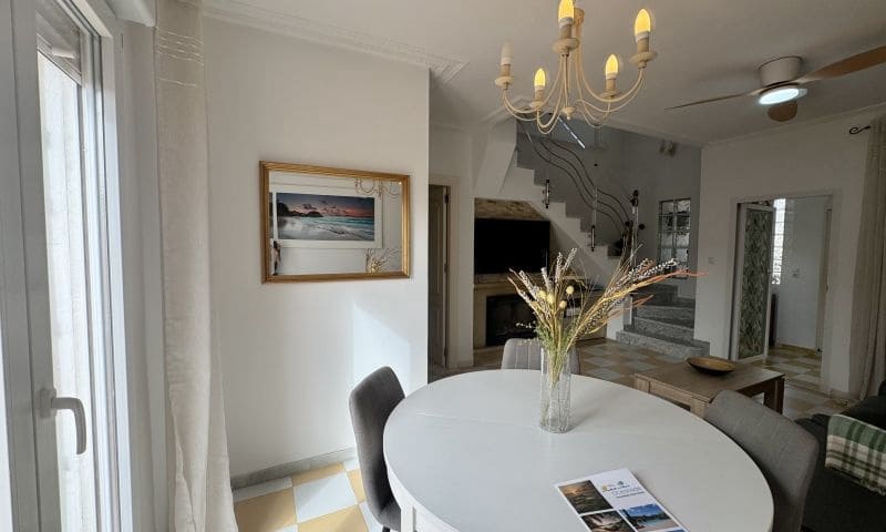 4 camera da letto Villa in vendita in Torrevieja con garage - 398.995 € (Rif: 10071315)