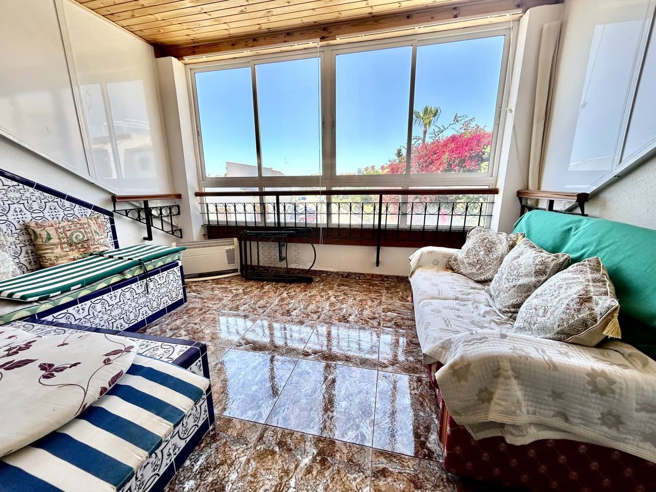 3 bedroom Townhouse for sale in La Zenia with garage - € 250,000 (Ref: 10071316)
