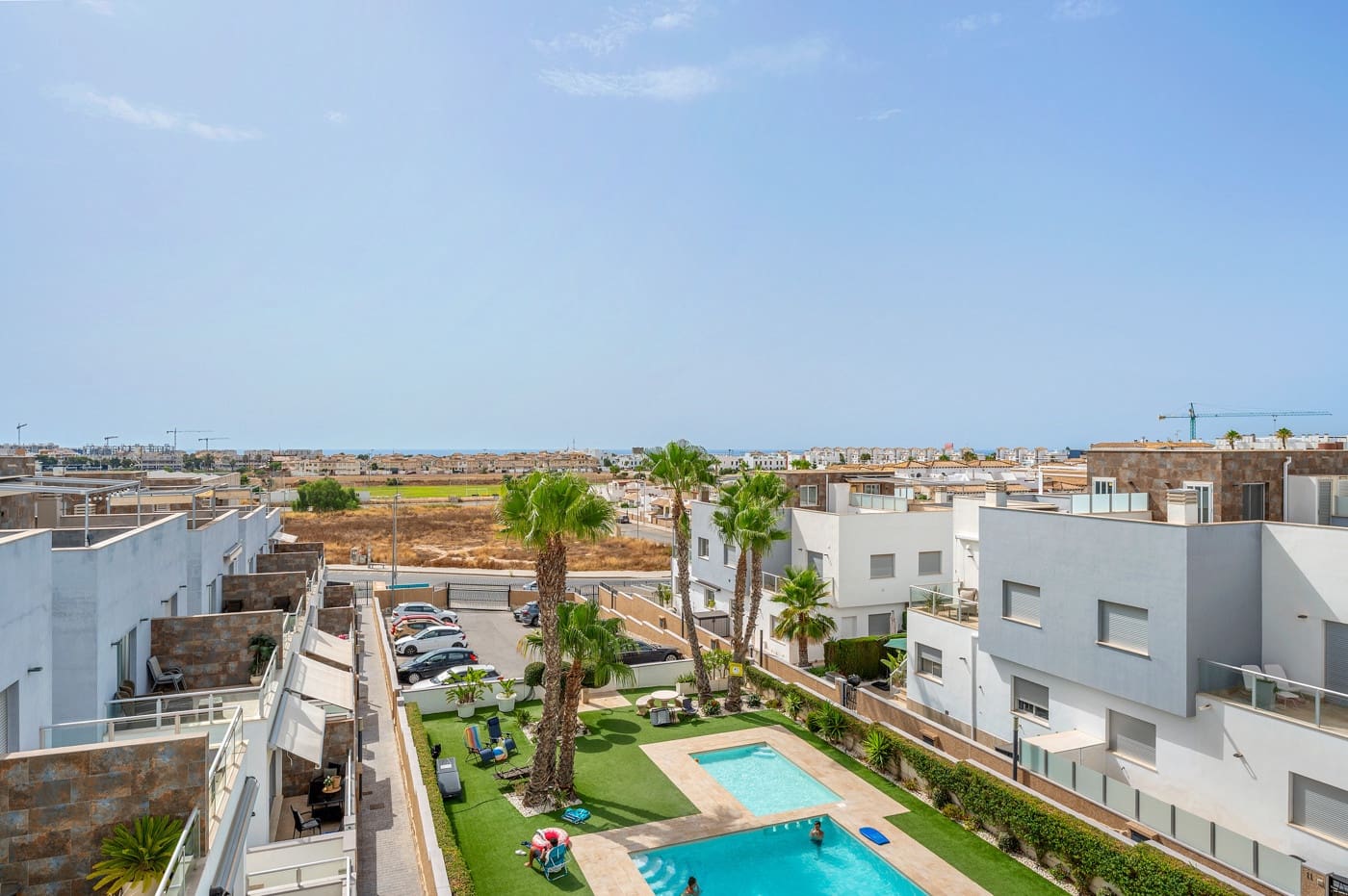 2 soverom Bungalow til salgs i Orihuela Costa med svømmebasseng garasje - € 289 000 (Ref: 10071323)