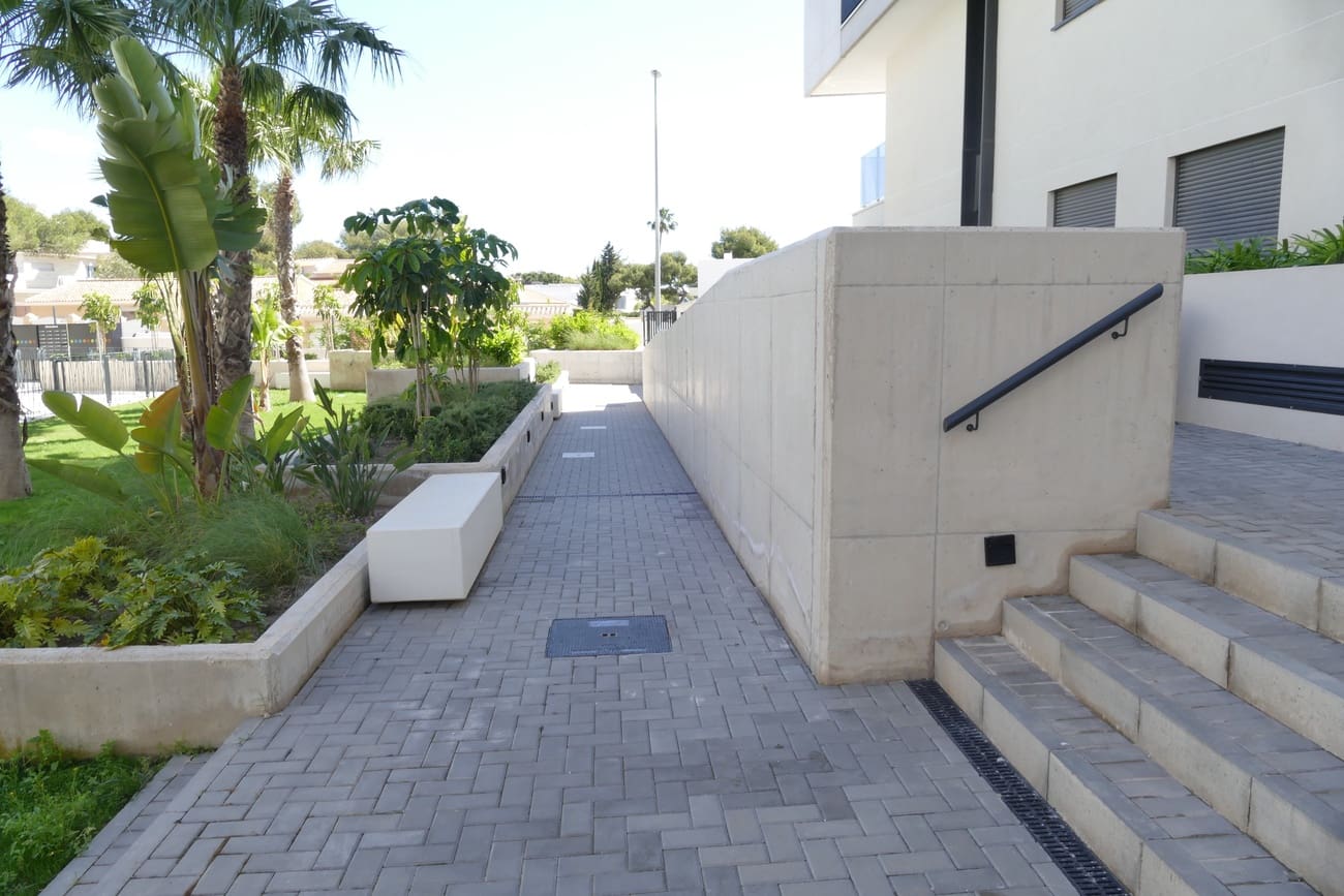 2 slaapkamer Appartement te koop in Dehesa de Campoamor met zwembad garage - € 355.000 (Ref: 10071337)