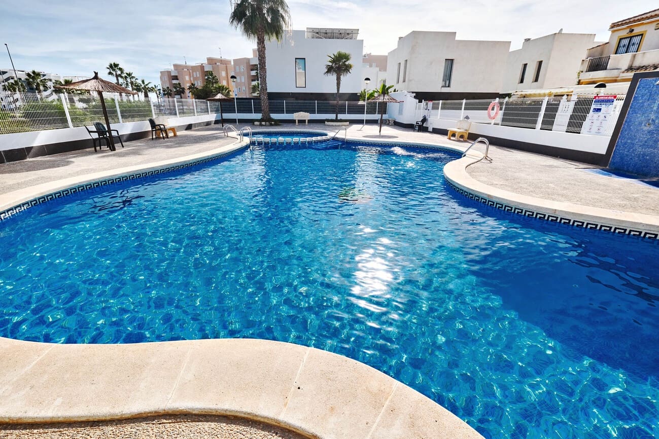 3 Zimmer Villa zu verkaufen in Guardamar del Segura - 199.900 € (Ref: 10071339)