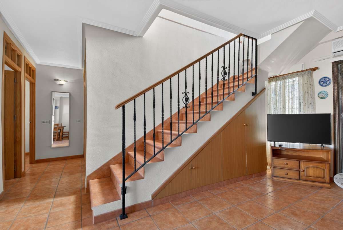 5 soveværelse Villa til salg i Los Cuarteros med garage - € 299.990 (Ref: 10071362)