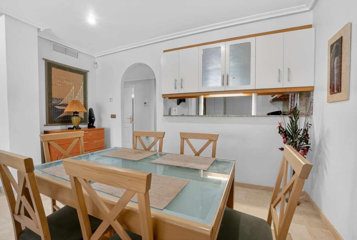 2 sovrum Lägenhet till salu i Cabo Roig med pool - 317 550 € (Ref: 10071367)