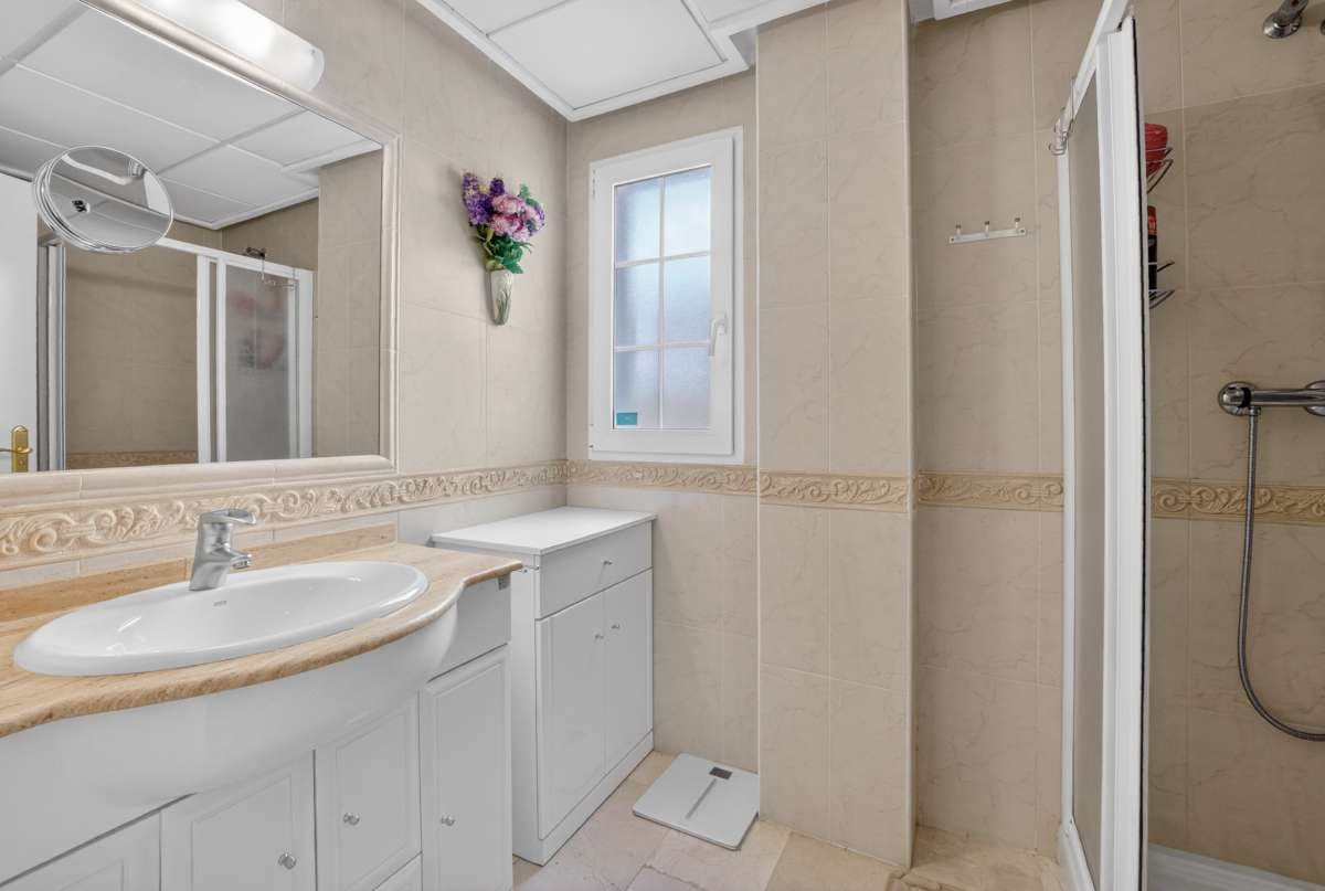 2 sovrum Lägenhet till salu i Cabo Roig med pool - 317 550 € (Ref: 10071367)