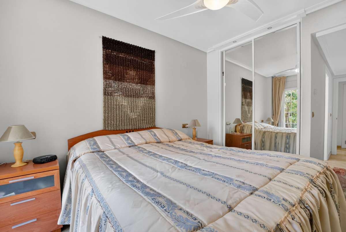 2 sovrum Lägenhet till salu i Cabo Roig med pool - 317 550 € (Ref: 10071367)