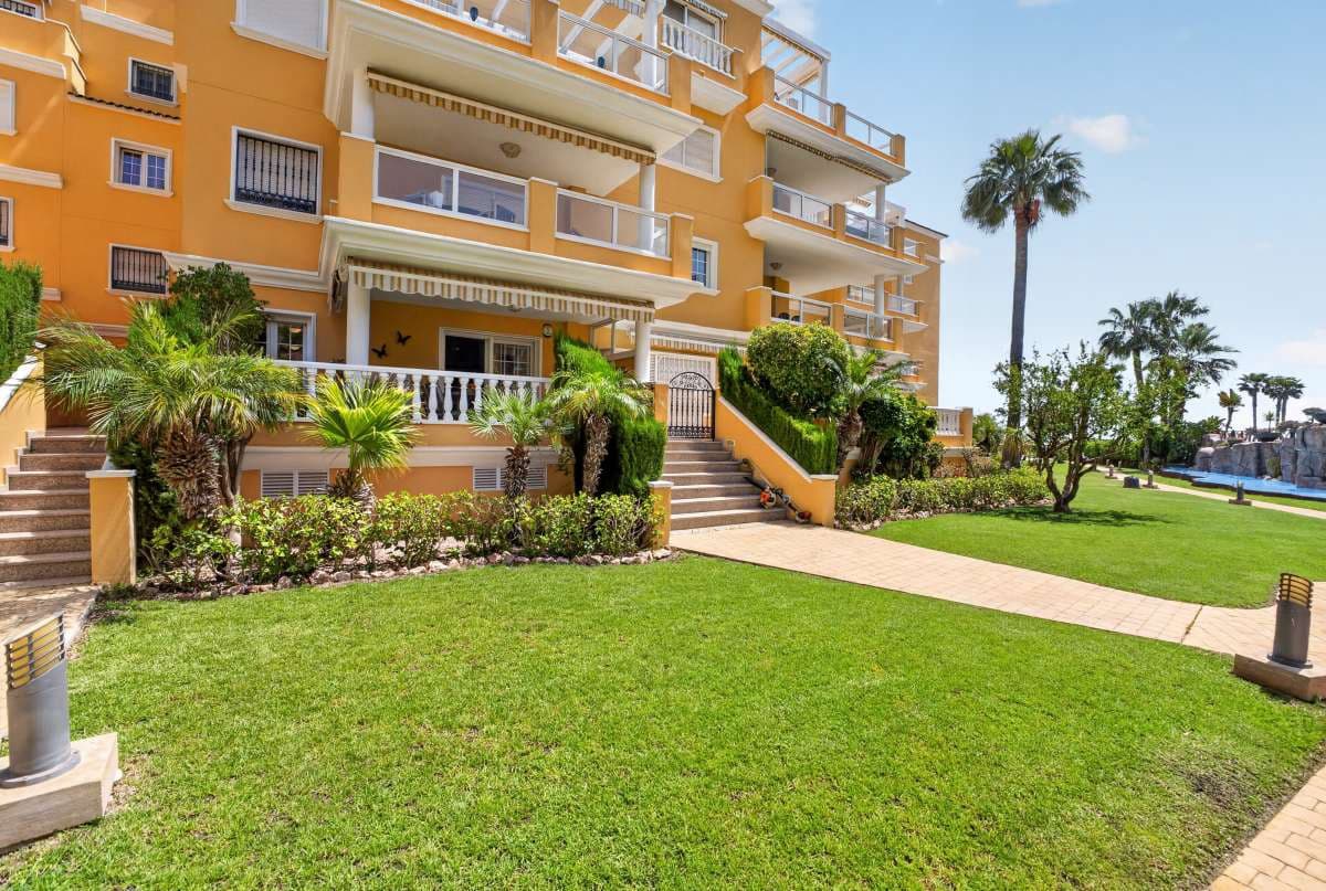 2 sovrum Lägenhet till salu i Cabo Roig med pool - 317 550 € (Ref: 10071367)
