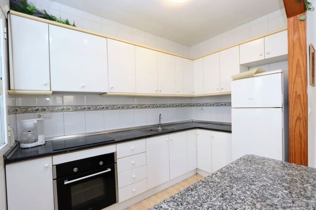 Pareado de 3 habitaciones en La Zenia, Orihuela en venta con piscina garaje - 280.000 € (Ref: 10071373)