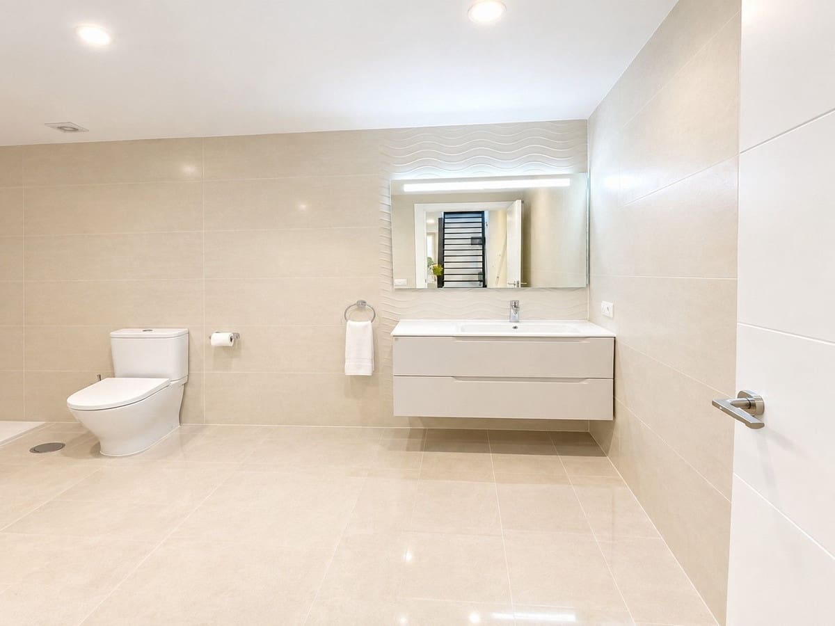 2 soverom Leilighet til salgs i Torremolinos - € 300 000 (Ref: 10071376)