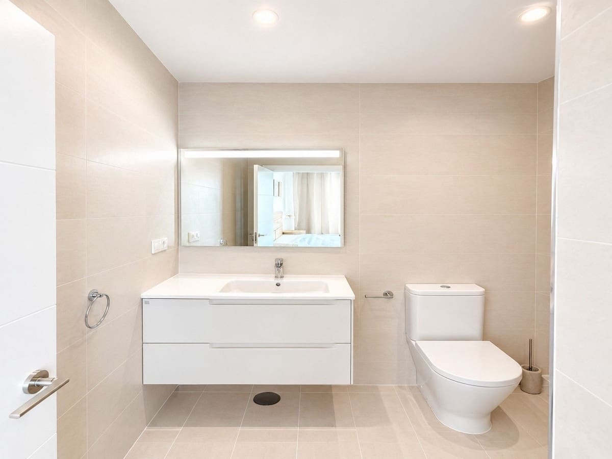 2 soverom Leilighet til salgs i Torremolinos - € 300 000 (Ref: 10071376)